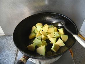 吊瓜剥皮吃,解锁夏日清新美味新体验 第2张 吊瓜剥皮吃,解锁夏日清新美味新体验 第2张